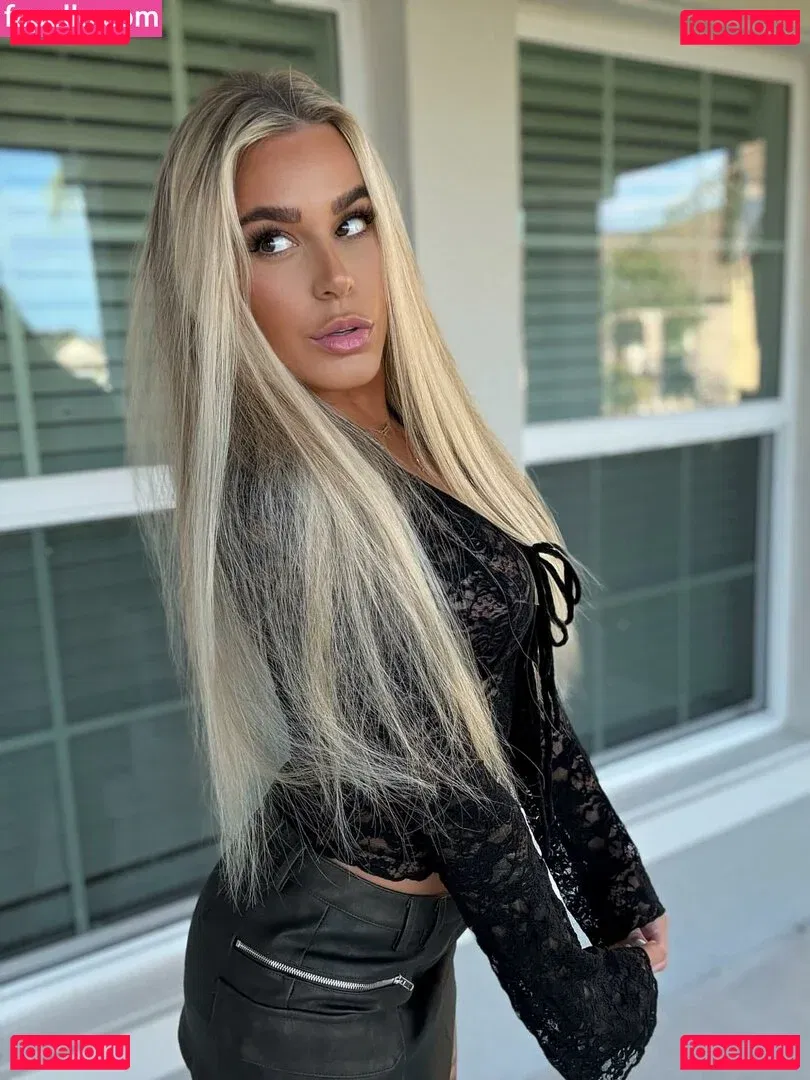 BrazyBecca Onlyfans Photo Gallery 