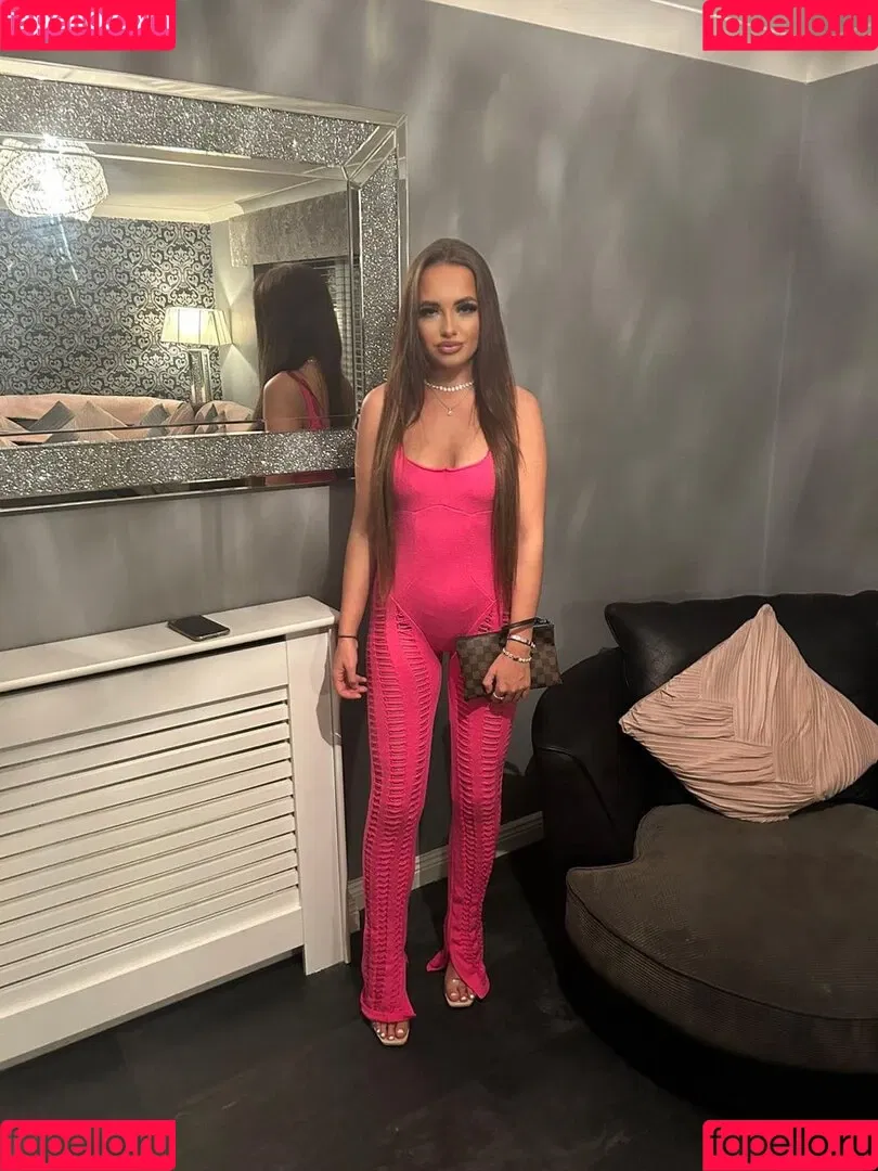 Casey Turnbull Onlyfans Photo Gallery 
