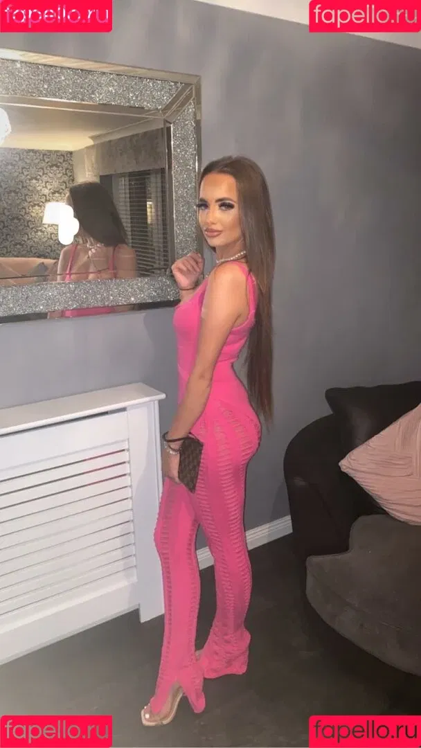 Casey Turnbull Onlyfans Photo Gallery 