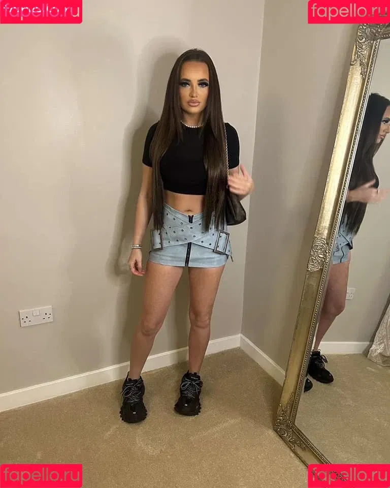 Casey Turnbull Onlyfans Photo Gallery 