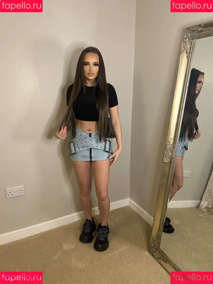 Casey Turnbull Onlyfans Photo Gallery 