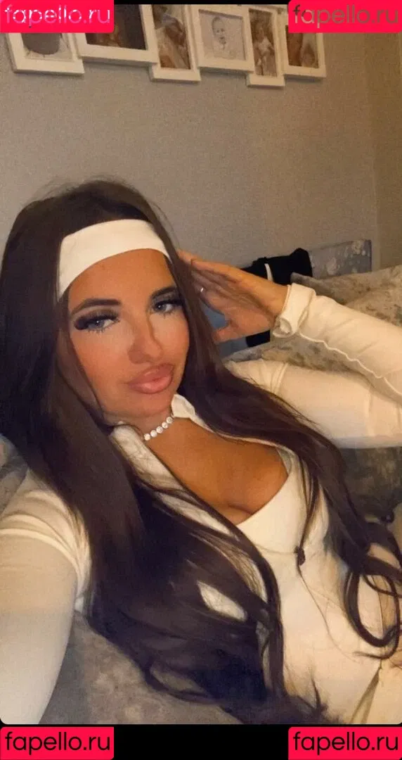 Casey Turnbull Onlyfans Photo Gallery 