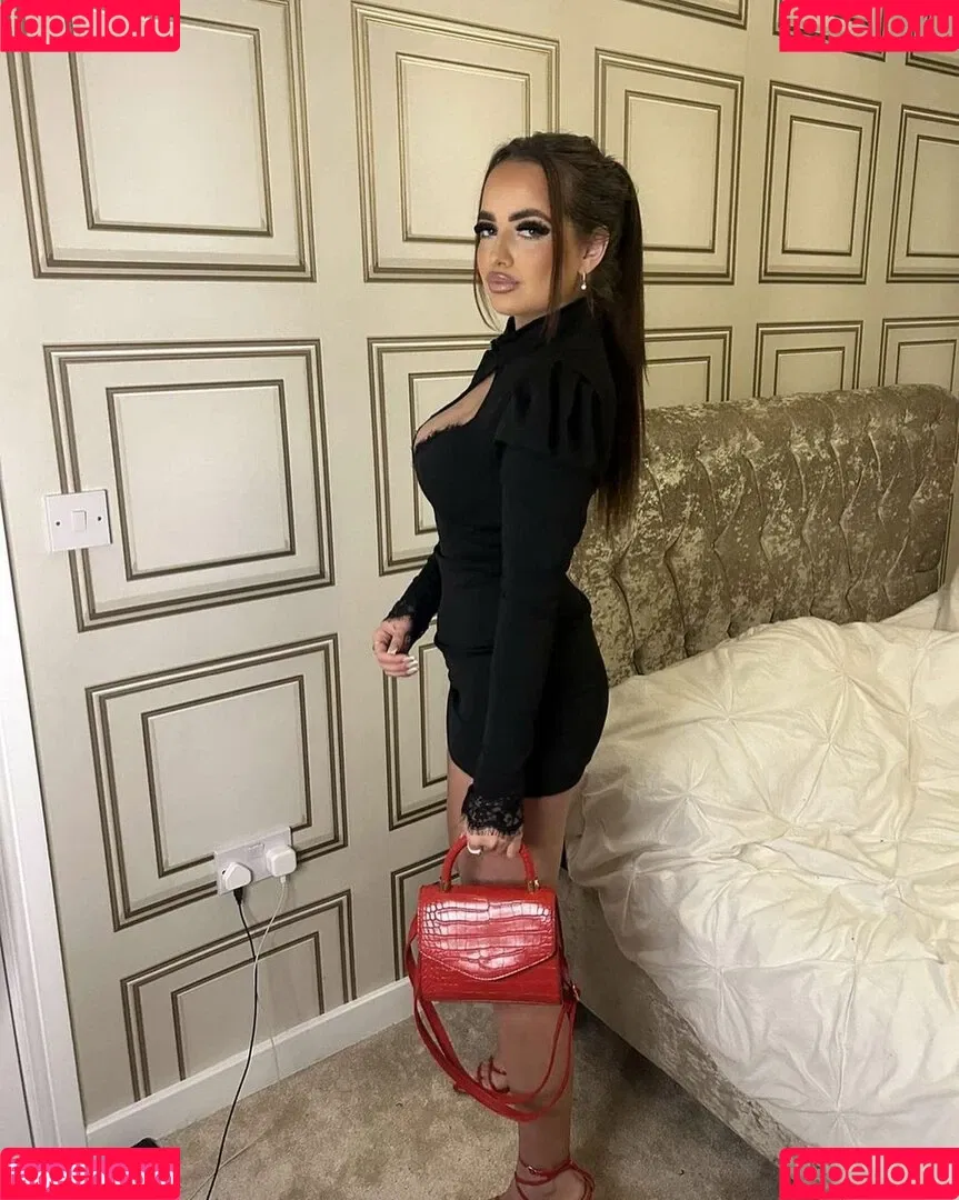 Casey Turnbull Onlyfans Photo Gallery 