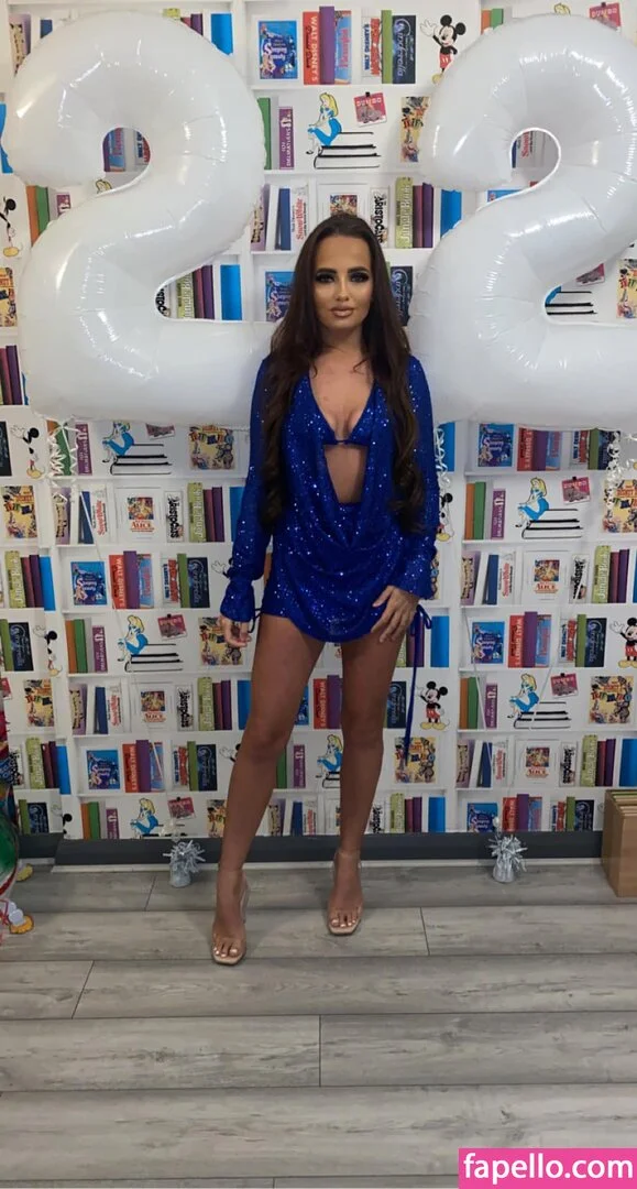 Casey Turnbull Onlyfans Photo Gallery 