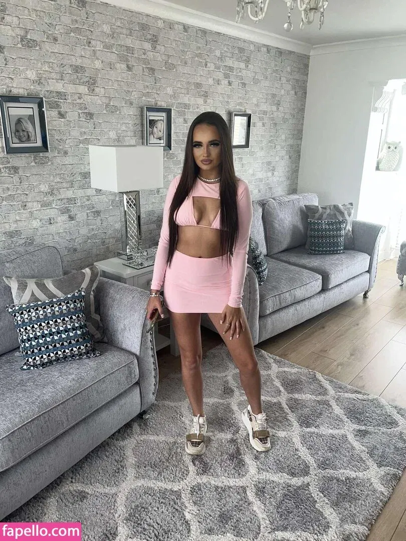 Casey Turnbull Onlyfans Photo Gallery 