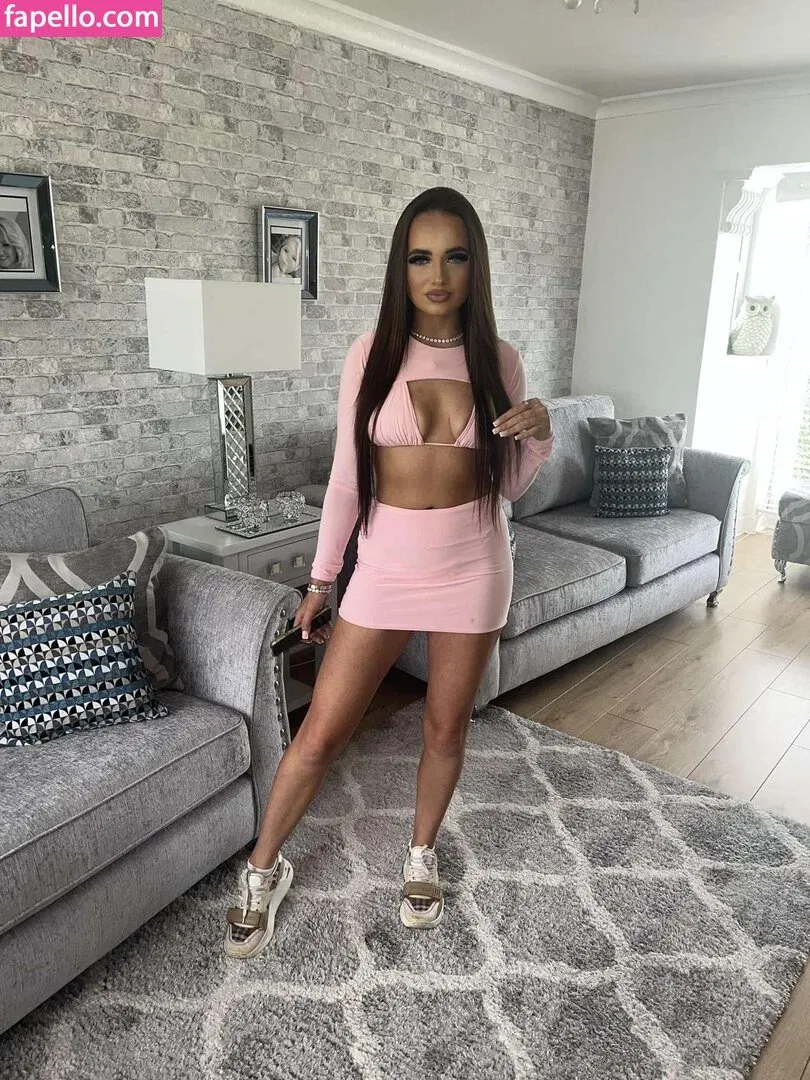 Casey Turnbull Onlyfans Photo Gallery 