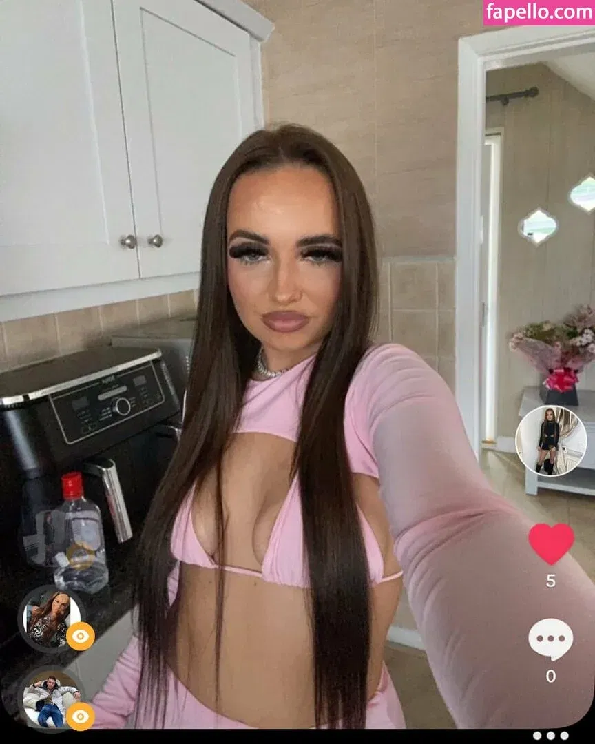 Casey Turnbull Onlyfans Photo Gallery 