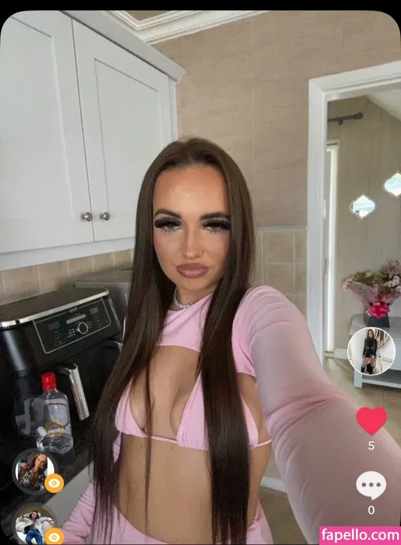 Casey Turnbull Onlyfans Photo Gallery 