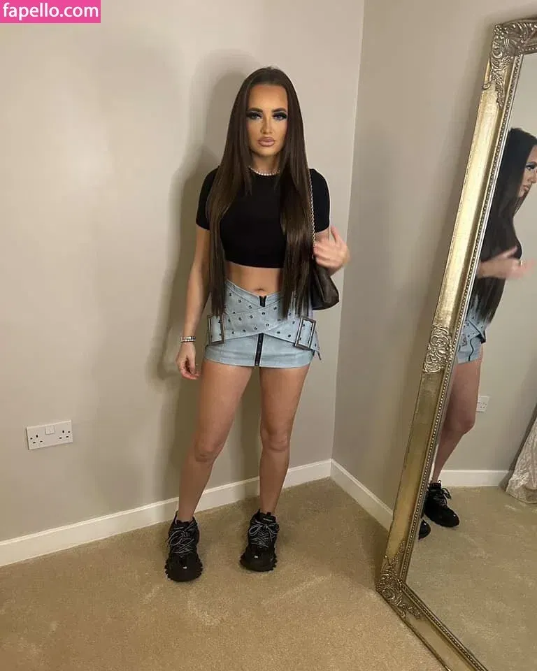 Casey Turnbull Onlyfans Photo Gallery 