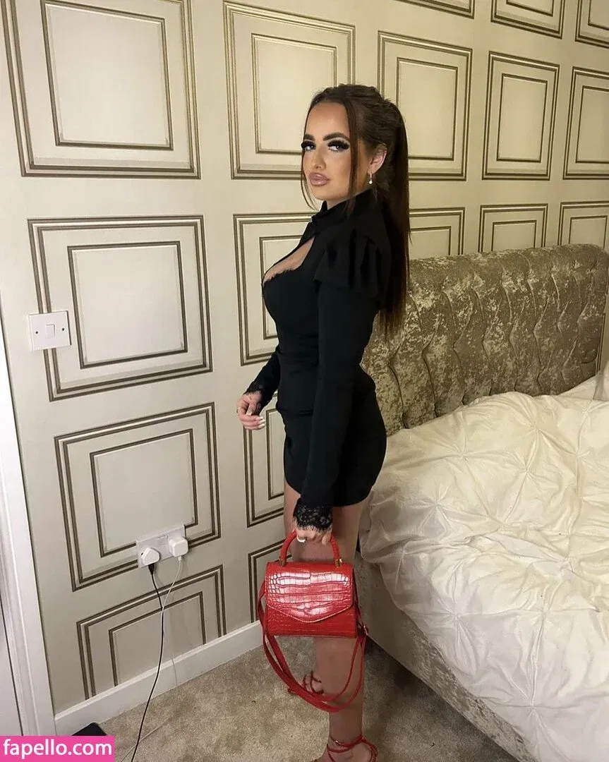 Casey Turnbull Onlyfans Photo Gallery 