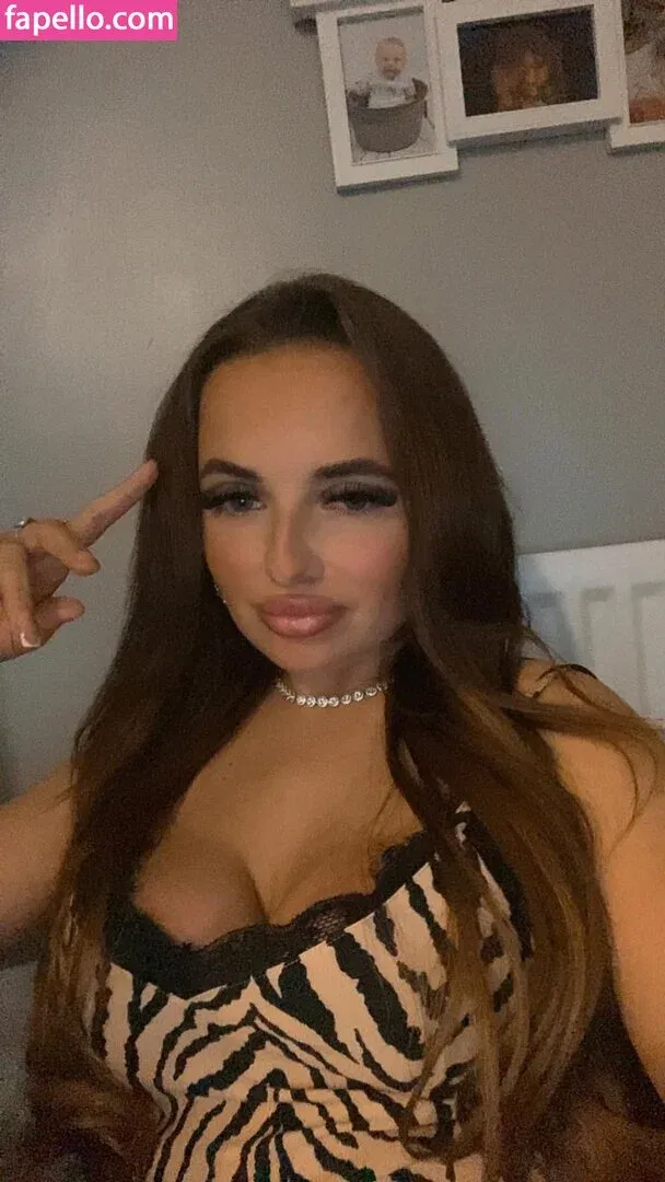 Casey Turnbull Onlyfans Photo Gallery 