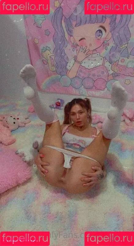 Mia Kay Onlyfans Photo Gallery 