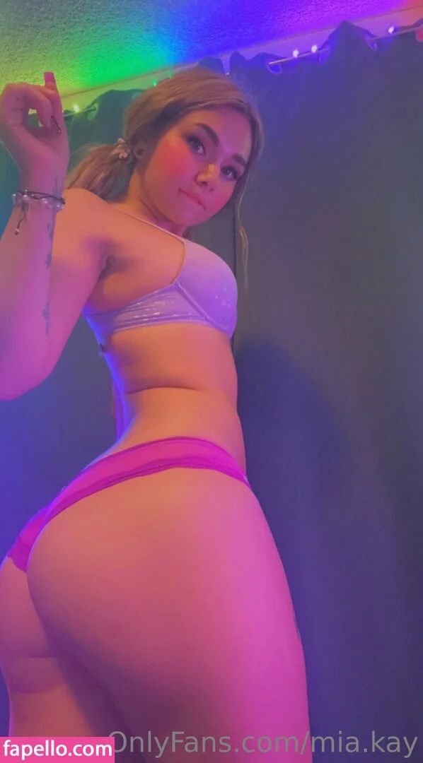 Mia Kay Onlyfans Photo Gallery 