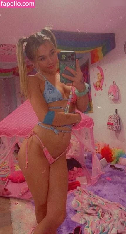 Mia Kay Onlyfans Photo Gallery 