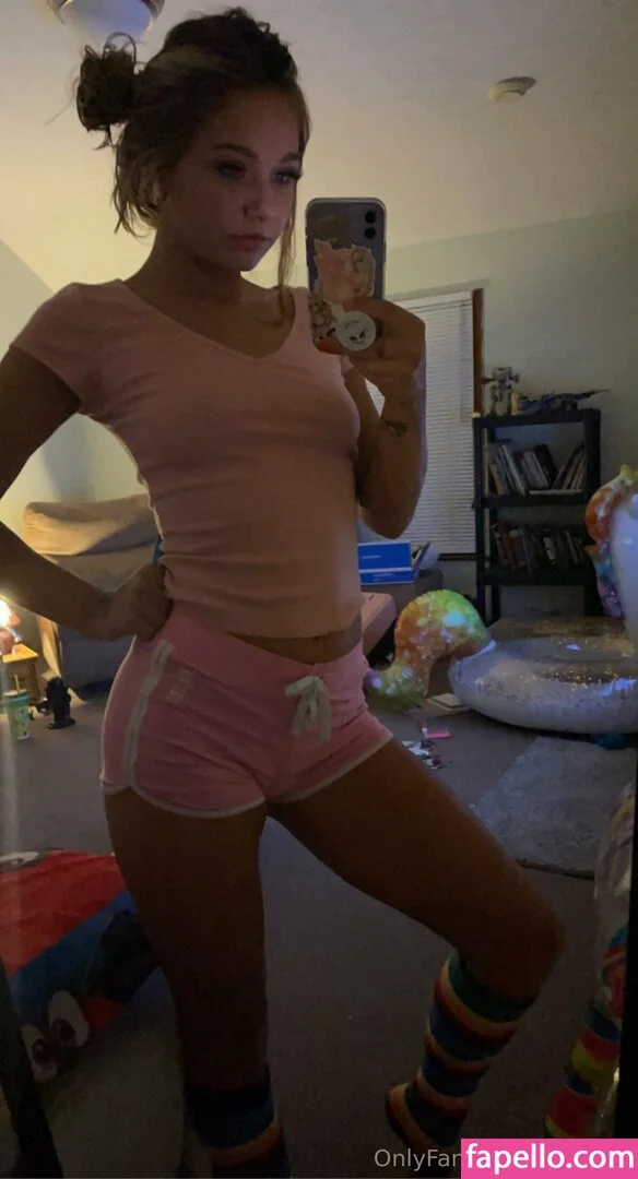 Mia Kay Onlyfans Photo Gallery 