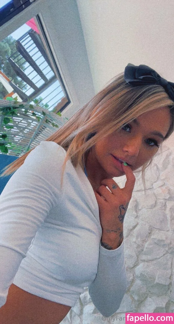 Mia Kay Onlyfans Photo Gallery 