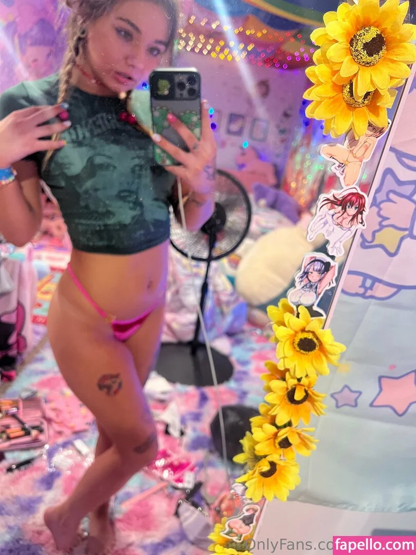 Mia Kay Onlyfans Photo Gallery 