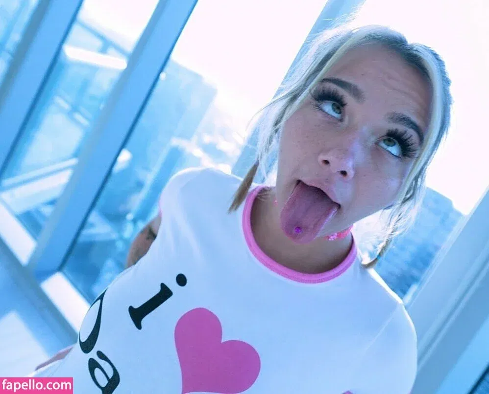 Mia Kay Onlyfans Photo Gallery 