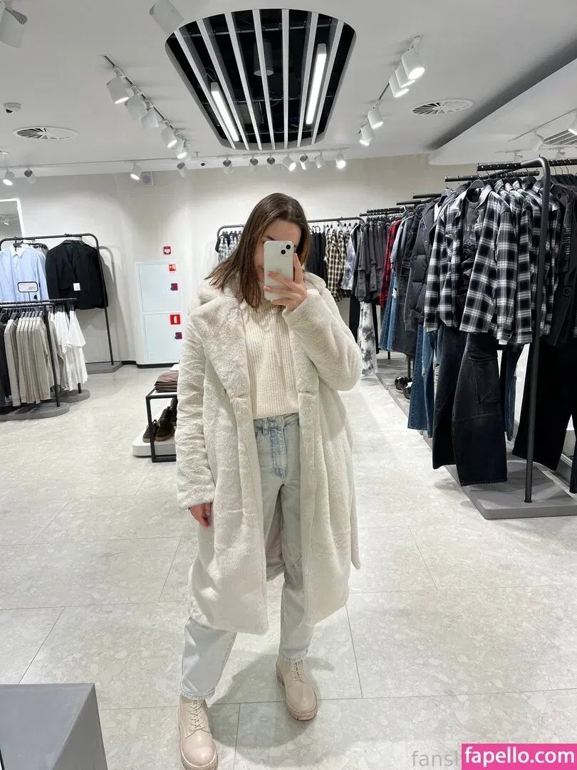 liafly Onlyfans Photo Gallery 