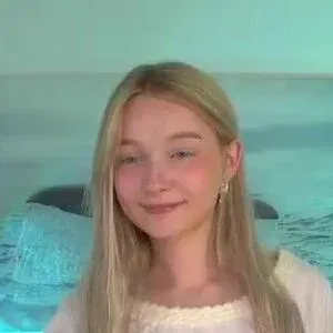 Tiny_Flame Onlyfans Photo Gallery 