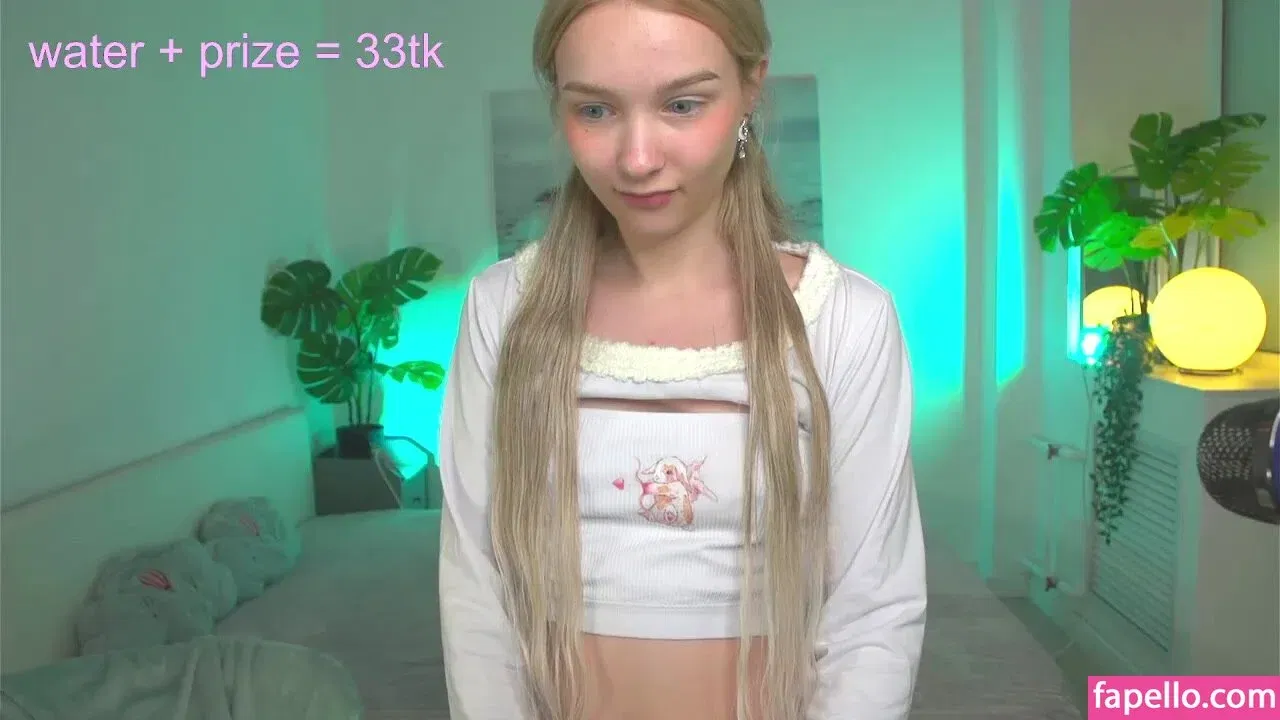 Tiny_Flame Onlyfans Photo Gallery 