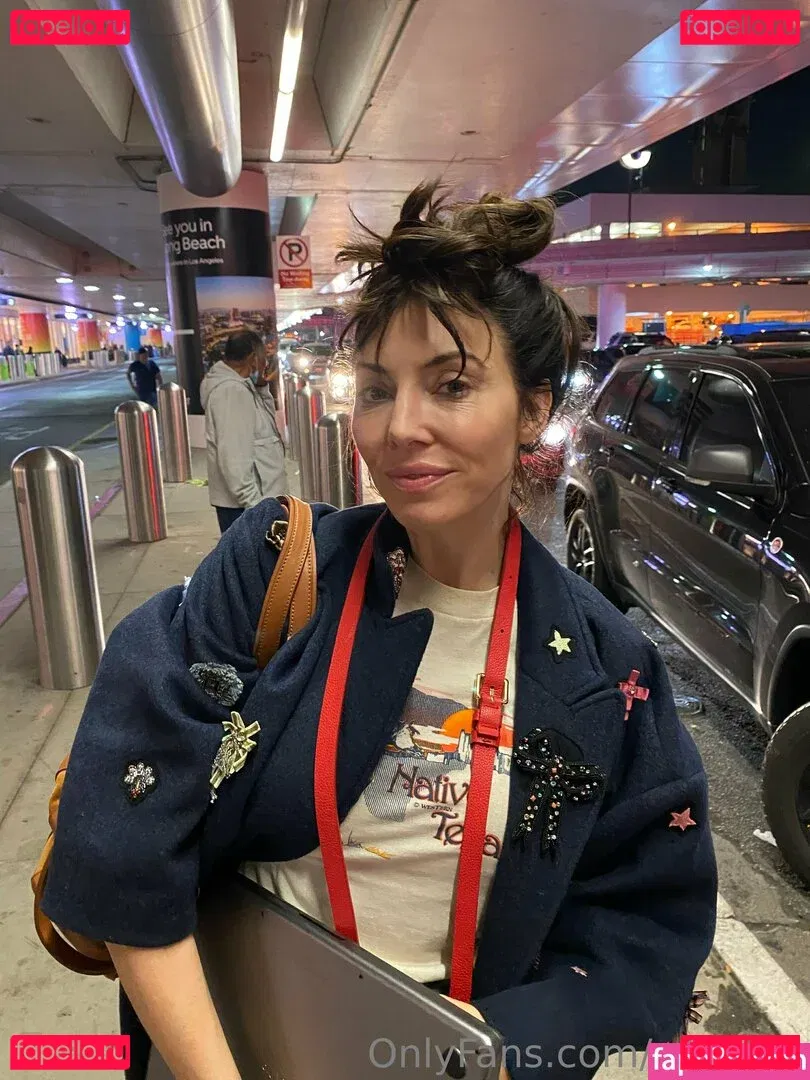 whitney Onlyfans Photo Gallery 