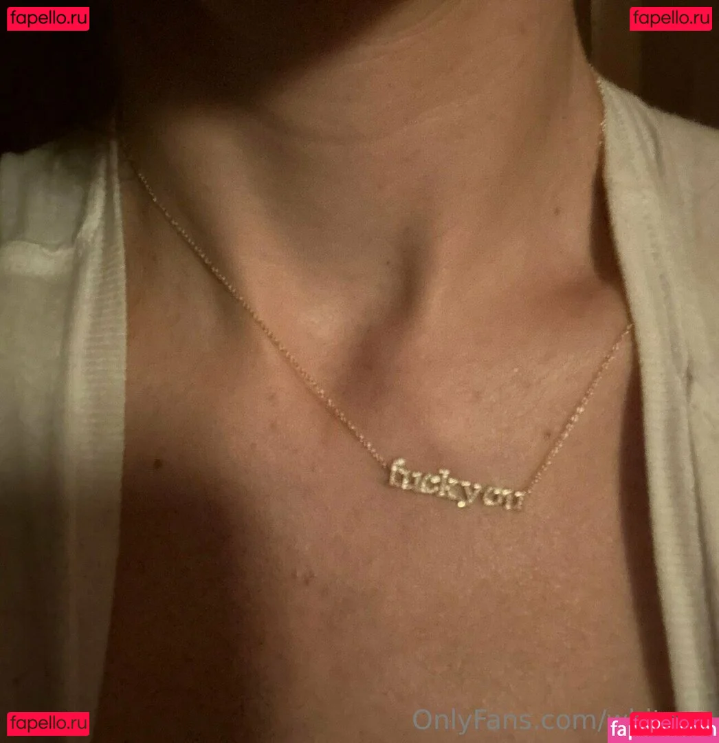 whitney Onlyfans Photo Gallery 