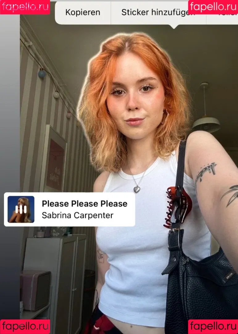 Lena blauer Haken Onlyfans Photo Gallery 