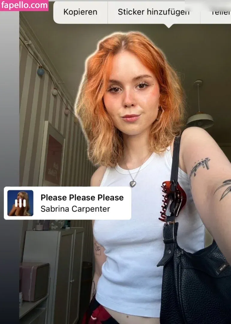 Lena blauer Haken Onlyfans Photo Gallery 