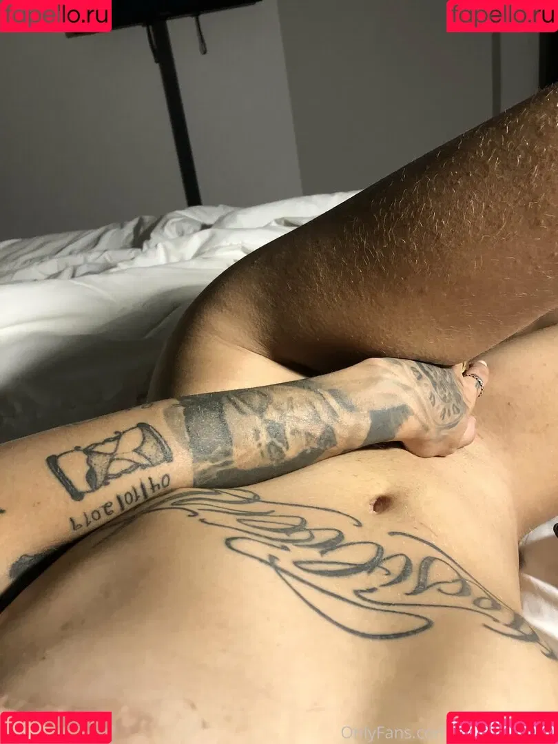 bruninhatgirl Onlyfans Photo Gallery 