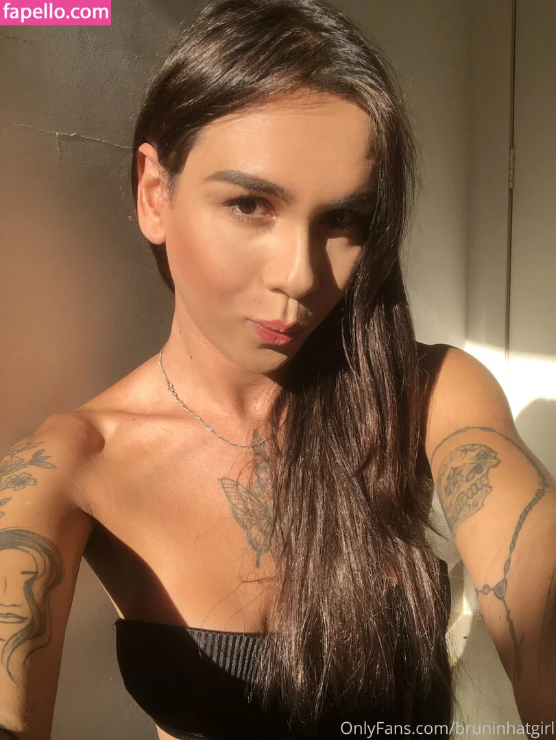 bruninhatgirl Onlyfans Photo Gallery 