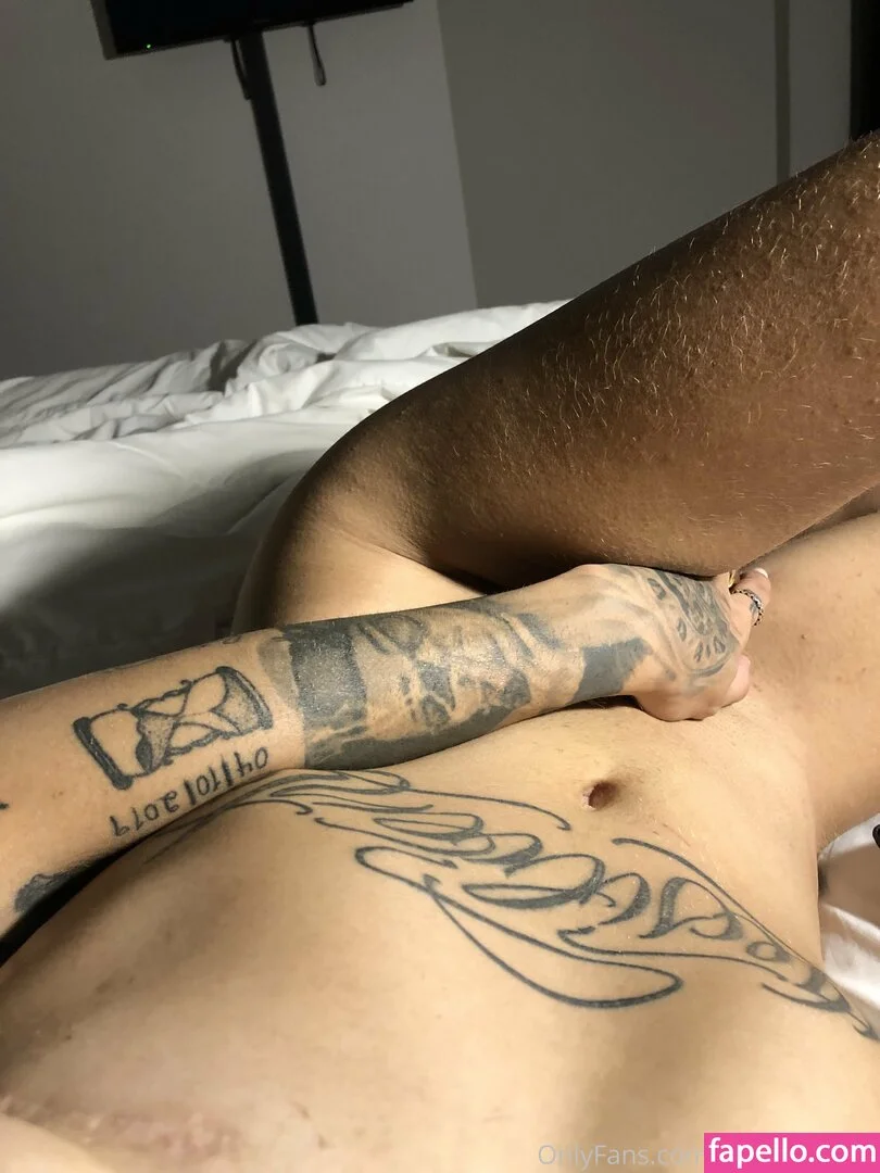 bruninhatgirl Onlyfans Photo Gallery 