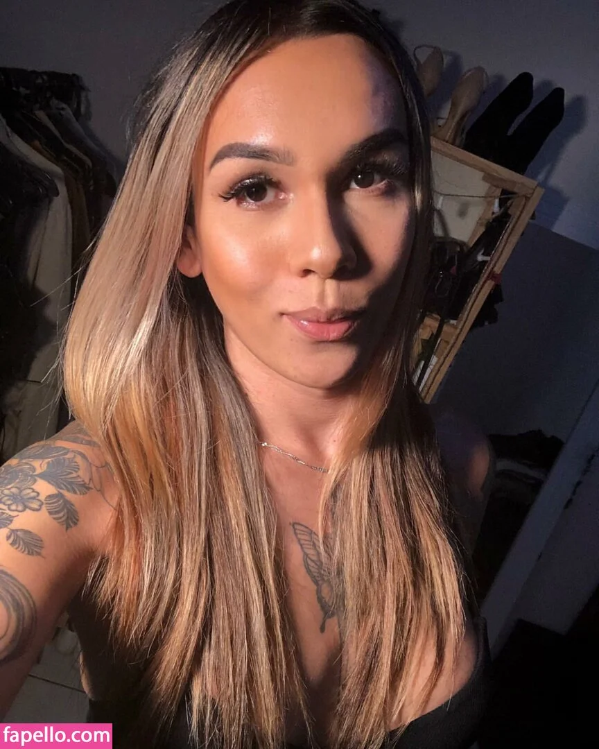 bruninhatgirl Onlyfans Photo Gallery 