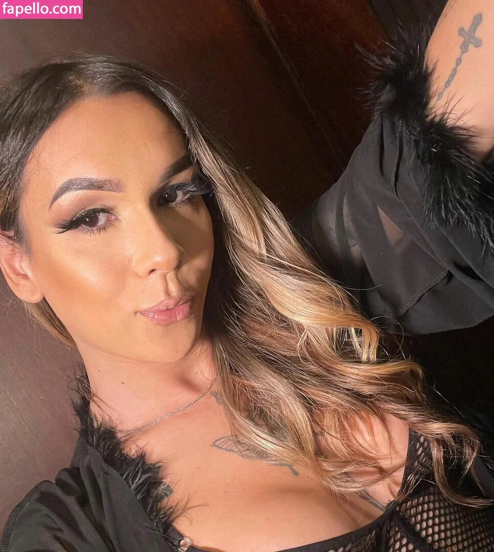 bruninhatgirl Onlyfans Photo Gallery 