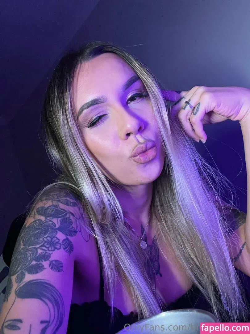 bruninhatgirl Onlyfans Photo Gallery 