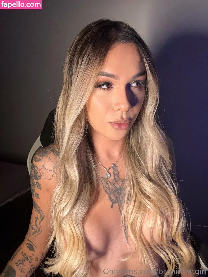 bruninhatgirl Onlyfans Photo Gallery 