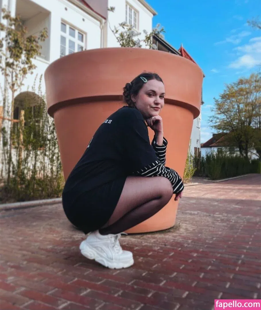 Lena Vanille Onlyfans Photo Gallery 