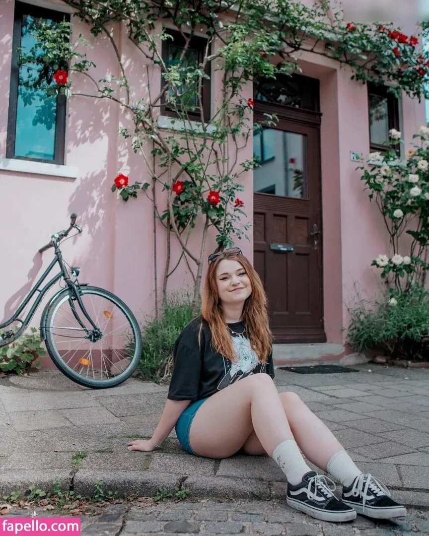 Lena Vanille Onlyfans Photo Gallery 