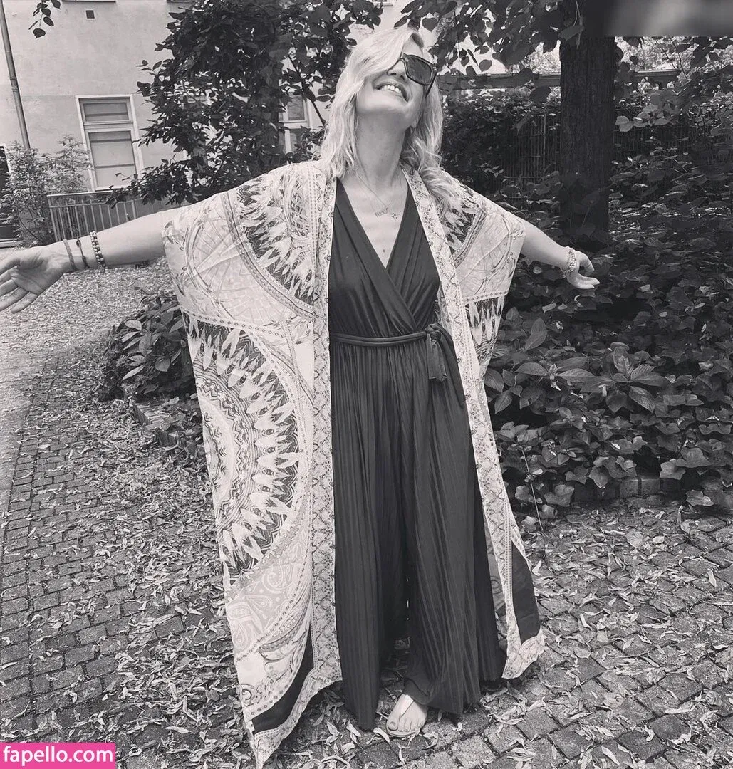 Susan Sideropoulos Onlyfans Photo Gallery 