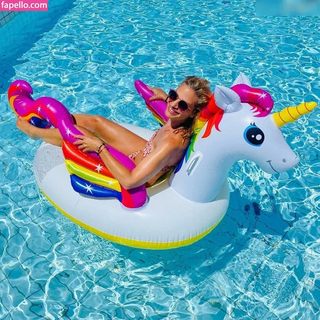 Susan Sideropoulos Onlyfans Photo Gallery 