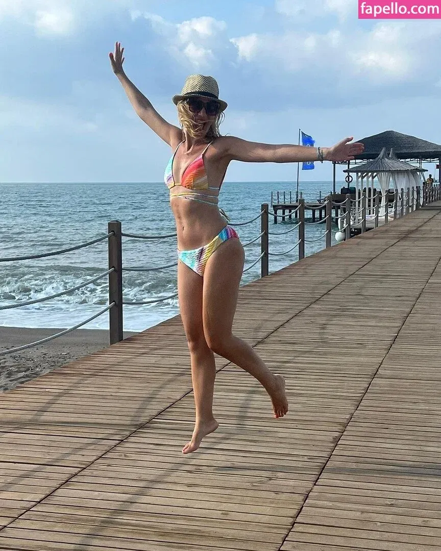 Susan Sideropoulos Onlyfans Photo Gallery 