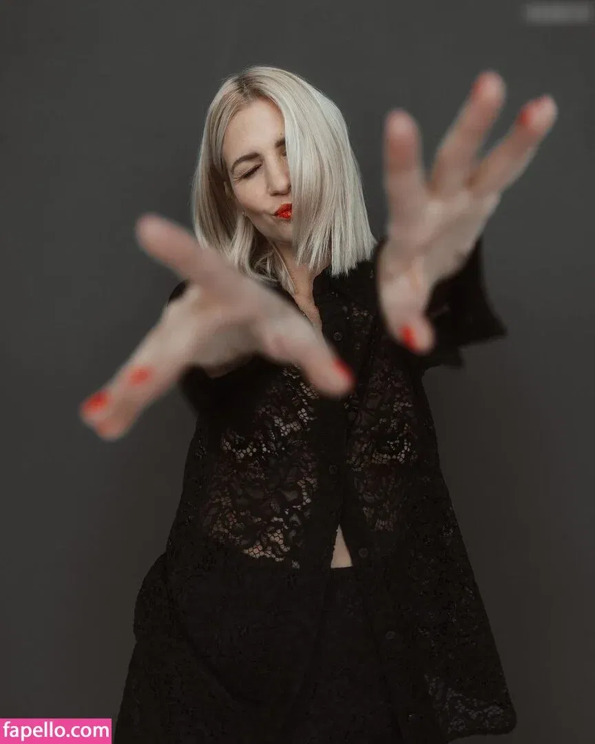 Susan Sideropoulos Onlyfans Photo Gallery 