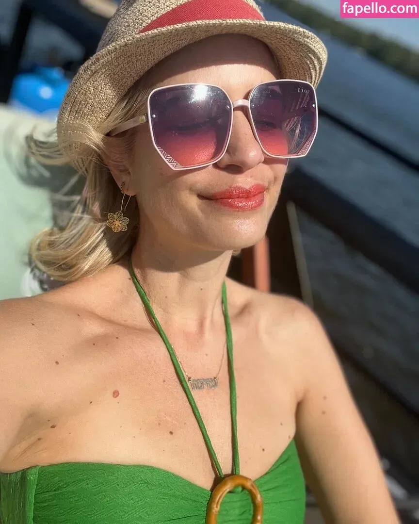 Susan Sideropoulos Onlyfans Photo Gallery 