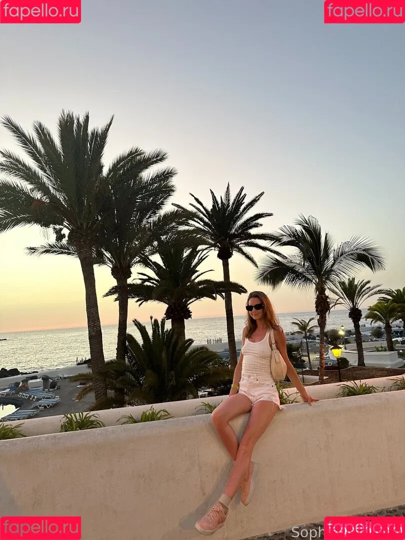 SophiaHazelnut Onlyfans Photo Gallery 