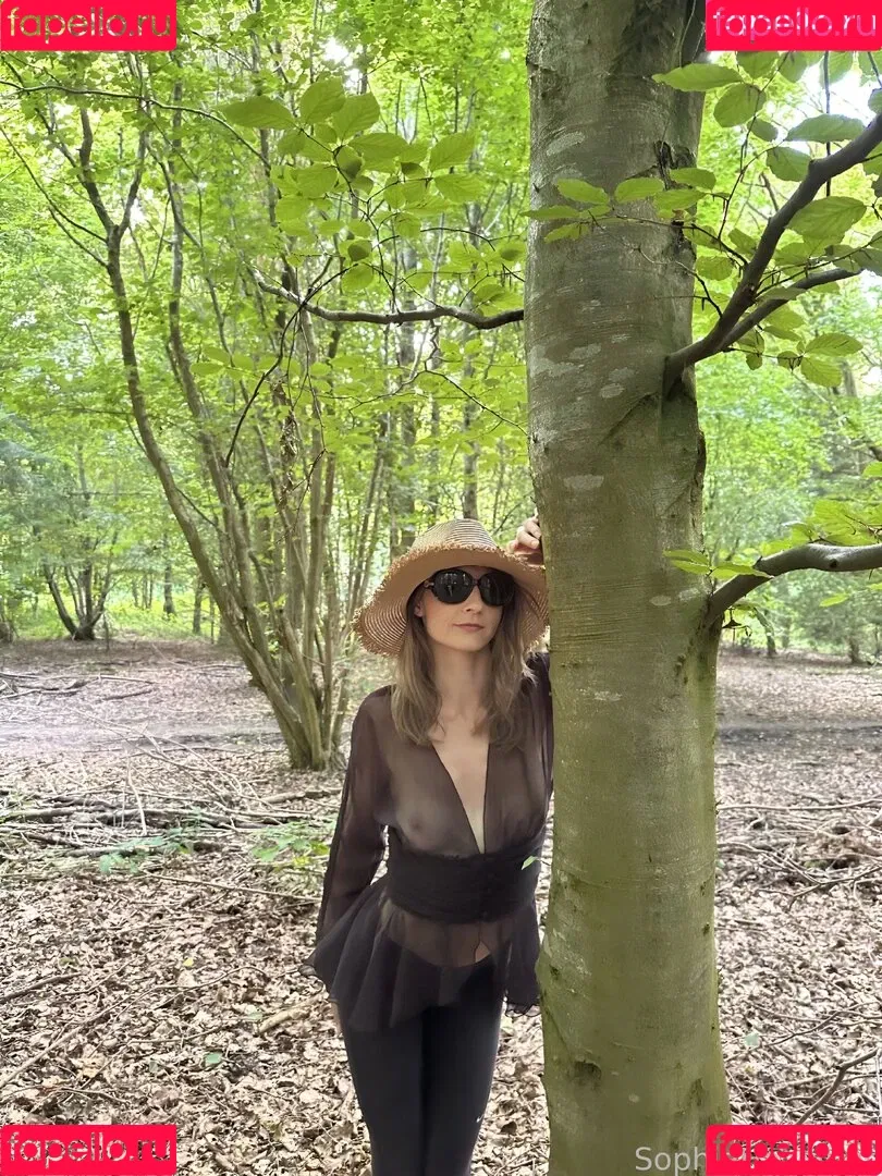 SophiaHazelnut Onlyfans Photo Gallery 