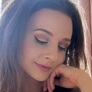 SophiaHazelnut Onlyfans Photo Gallery 