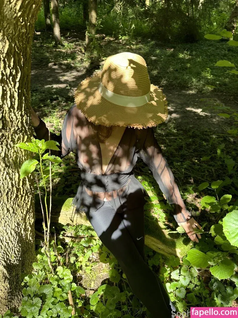 SophiaHazelnut Onlyfans Photo Gallery 