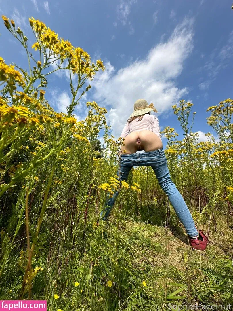 SophiaHazelnut Onlyfans Photo Gallery 