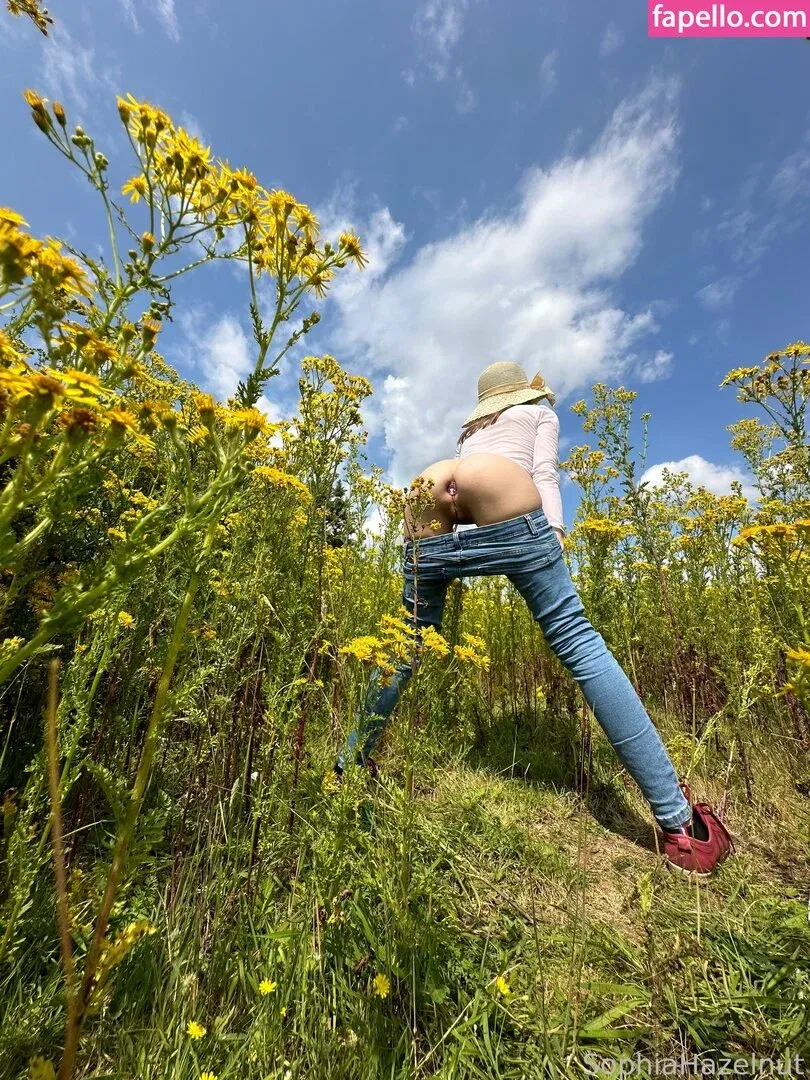 SophiaHazelnut Onlyfans Photo Gallery 