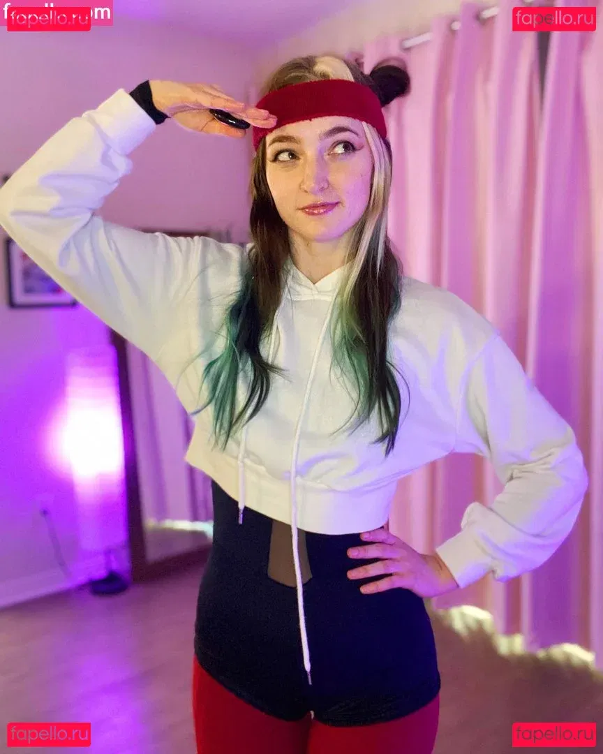 Littlesiha Onlyfans Photo Gallery 